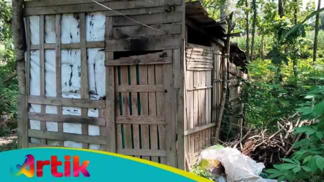 Klitoral qalpoq ostidagi oq qoplama