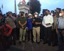 Aksi Buruh di Grahadi Akhirnya Dapat Tanggapan Positif dari Gubernur