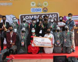 Kapolda Jatim Beri Bonus Juara I Lomba Orasi Piala Kapolri