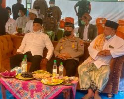 Haul Akbar dI Ponpes Miftahul Ulum Sampang Dihadiri Wagub Emil