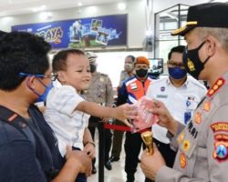 Jelang Nataru Kapolrestabes Surabaya Cek Gereja dan Stasiun Kereta