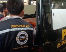 Tim DVI Kembali Serahkan 5 Jenazah Korban Erupsi Semeru