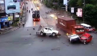 Laka di Balikpapan, Polisi Bilang Korban Tewas 5 Orang, Bukan 21 Orang