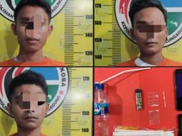 Lagi Asik Berpesta Narkoba Tiga Pria di Ngunut Tulungagung Diringkus Polisi