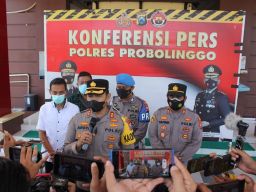Viral Video Ricuh Pilkades Curahsawo, Ini Klarifikasi Kapolres Probolinggo