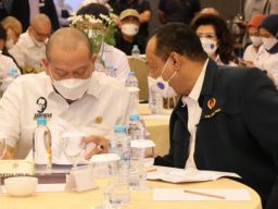 Ketua DPD RI Minta Khofifah Segera Cairkan Bonus Atlet Peraih Medali PON Papua