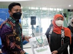 Keren! Khofifah Satukan Air dan Tanah dari Majapahit ke IKN Penajam