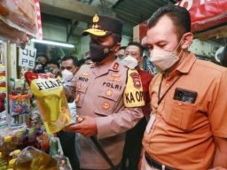 Jelang Romadhan, Kapolda Jatim, Forkopimda dan Satgas Pangan Cek Pasar