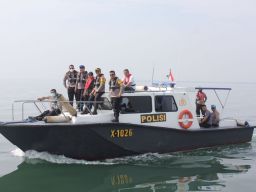 Pastikan Aman, Kapolres Probolinggo Gelar Patroli Laut