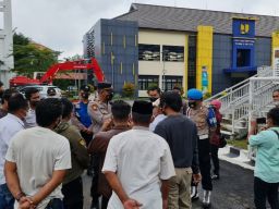 Diduga Ada Main dangan PT.Amin Jaya Karya Abadi, BP2JK Jatim Didemo Projo