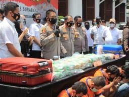 Di Surabaya, Polisi Amankan 46,6 Kg Sabu dan Tangkap dua Pelaku