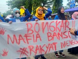 Darurat Mafia Banksos, PC PMII Demo ke DPRD dan Pemkab Sampang