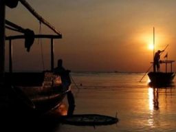 Gunakan Mini Trawl, Kapal Nelayan di Lamongan Diamankan Polisi