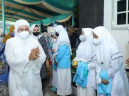 Nisfu Sya'ban, Khofifah Hadiri Haul KH Achmad Sibawayhie Syadzili Situbondo