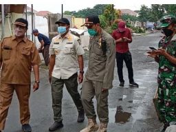 Antisipasi Genangan Air, Camat Rungkut Bongkar Bangunan Liar.