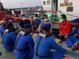 Jalin Keakraban Polsi dan Nelayan, Ini yang Dilakukan Polairud Polda Jatim