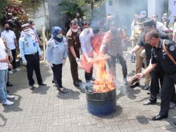 BNN dan Polresta Malang Kota Musnahkan Puluhan Kilogram Narkoba