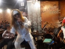 Kedai Jenggolo Puro, Inspirasi Kaum Tua dan Muda