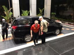 Tim Tabur Kejaksaan Ringkus DPO Kajari Gresik, Lihat Aksinya