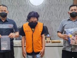 Bisnis Kristal, Warga Kutisari Diciduk