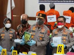 Sebanyak 41,4 Kg Sabu di Bukittinggi Diamankan, 8 Tersangka Disergap