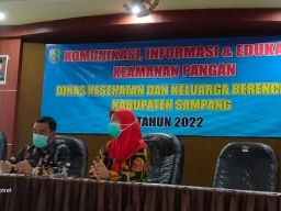 Tingkatkan Produksi UMKM, Dinkes dan KB Kabupaten Sampang Gelar Kegiatan KIE