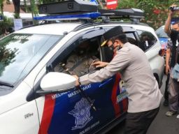 Berikan Penjelasan Mobil INCAR Satlantas Polres Tuban Masuk Pedesaan