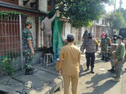 Bersama Tiga Pilar, Babinsa Koramil Pabean Cantian Lakukan Penertiban PKL