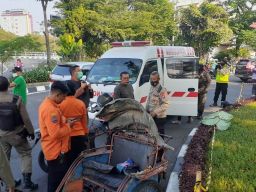 Mau Antar Orang Sakit, Tukang Becak Ambruk dan Tewas di Taman Buah Undaan