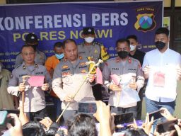 Merasa Enak, Oknum Guru Spiritual Diamankan