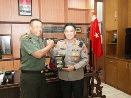 Perekat Sinergitas TNI-POLRI Danrem 084 Bhaskara Jaya Terima Kunjungan Kapolres