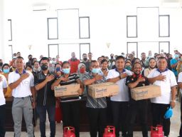 Pelaku UMKM Jembrana Terima Bantuan Kompor Gas