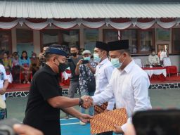 Wabup Ipat Serahkan Remisi Umum Warga Binaan Pemasyarakatan, 2 Orang Bebas