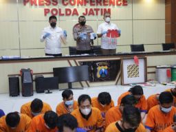 Hanya Waktu 8 bulan, Polda Jatim Ungkap 520 Kasus Perjudian,763 Tersangka Diamankan