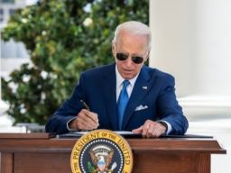 Panas! Joe Biden Hadir ke Acara Protokol Aksesi NATO untuk Swedia dan Finlandia