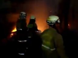 Lapak Barang Bekas di Jatinegara Terbakar, 12 Unit Dankar Dikerahkan ke Lokasi