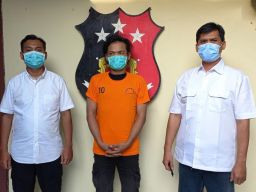 Bawa Sabu, Warga Wonokromo Diringkus Polsek Genteng di Jl.Raden Wijaya