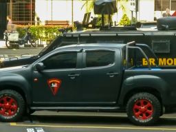 Tak Biasa, Sejumlah Rantis Brimob Terlihat di Halaman Gedung Bareskrim, Ada Apa?