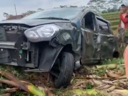 Laka City Car Lawan Sepeda Motor di Banjarnegara, Sebuah Bengkel Luluh Lantak