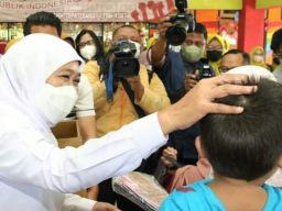 BIAN Tahap II Jatim Lampaui Target Kemenkes, Khofifah Tetap Minta Lebih Optimal