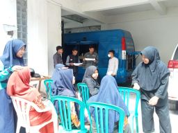 Lindungi Hak Pilih Pemula, Dispendukcapil Sampang Lakukan Perekaman E- KTP