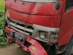 Hantamkan Motor ke Truk, Pelajar Wanita di Tangerang Tewas di Rumah Sakit