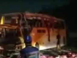 Terjadi Laka Bus di Tol Porong Sidoarjo, 3 Orang Tewas dan Puluhan Terluka