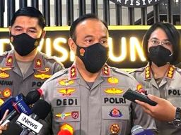 Kapolda Jatim Dimutasi, Irjen Nico Afinta Diganti Irjen Teddy Minahasa Putra