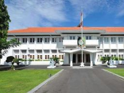 Pemkab Banyuwangi Raih Penghargaan Ruang Terbuka Hijau, RTH Award