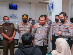 Cek Colombo, Irjen Pol Toni Harmanto Puji Cak Bhabin dan Penggunaan Motor Listrik