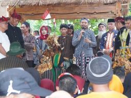 Gelaran Mendhak Sanggring Tlemang Lamongan, Memasak 1000 Ekor Ayam