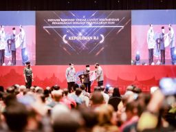 Jember Peduli HAM, Bupati Hendy Terima Penghargaan Kemenhumham