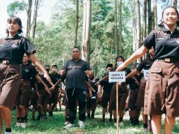 SMP se-Jembrana Ikuti Pembelajaran Outdoor di Mantu Cager
