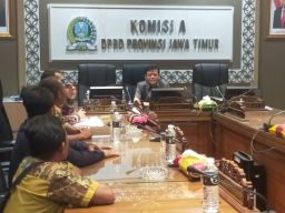 Serobot Lahan, Sejumlah Warga Laporkan Pemkab Blitar ke DPRD Jatim